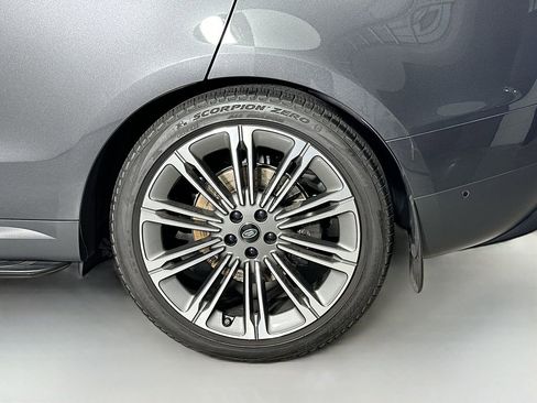 Used 2024 Land Rover Range Rover Sport SE image 34