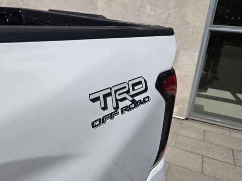 Used 2024 Toyota Tacoma TRD Off-Road AWD/4WD image 10