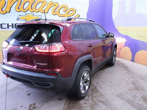 Used 2019 Jeep Cherokee Trailhawk w/ Comfort & Convenience Group image 8