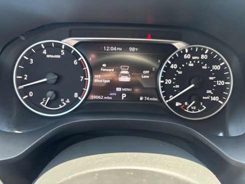 Certified 2024 Nissan Rogue SV AWD/4WD image 23