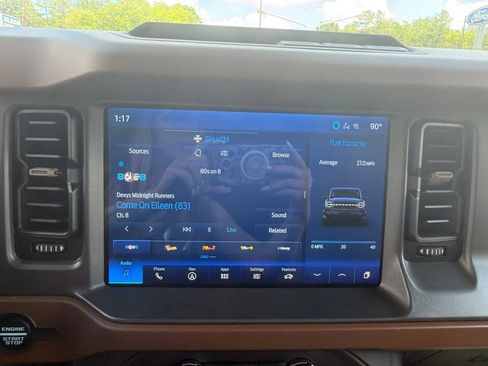 Used 2024 Ford Bronco Outer Banks AWD/4WD image 17