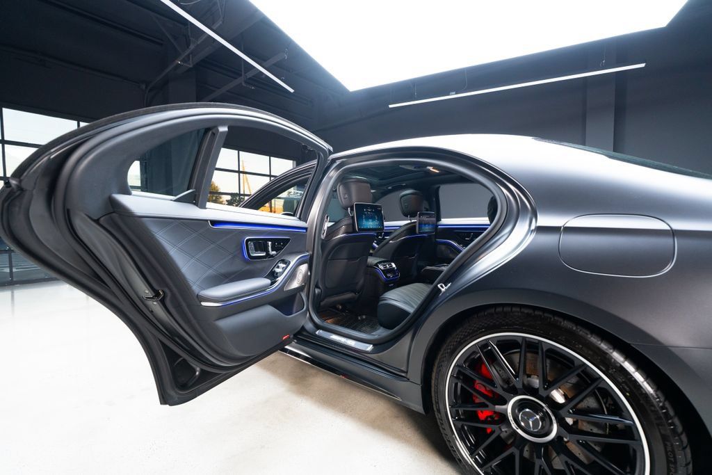 Used 2024 Mercedes-Benz S 63 AMG S image 49