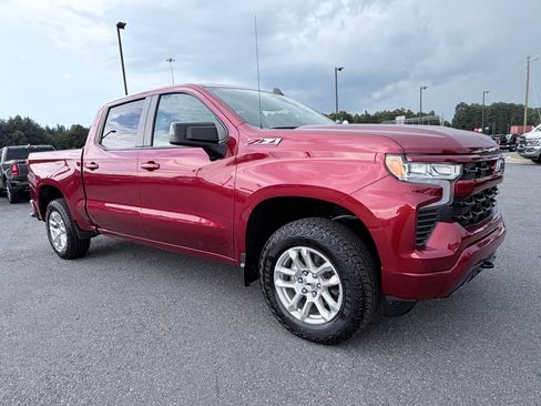 Used 2024 Chevrolet Silverado 1500 RST AWD/4WD image 2