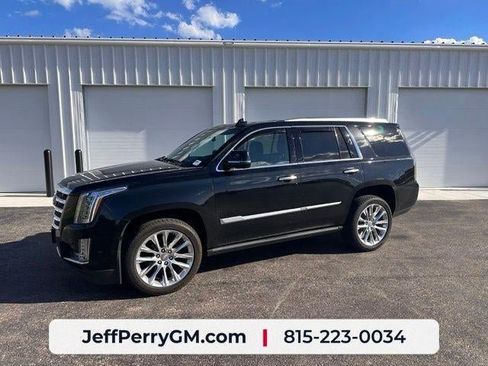 Used 2020 Cadillac Escalade Premium Luxury AWD/4WD image 1