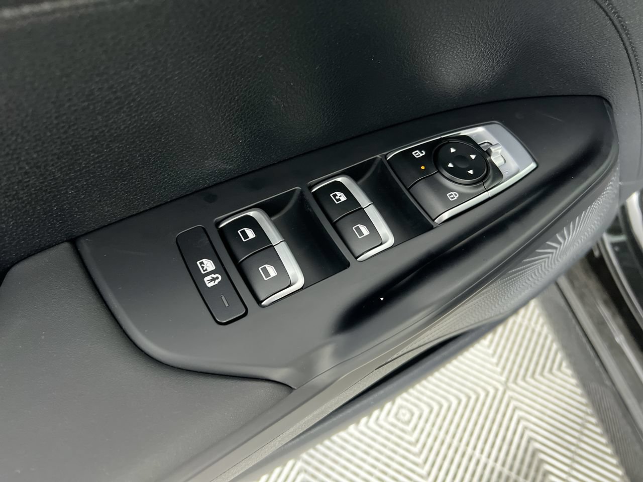 New 2026 Kia K5 LXS FWD image 15
