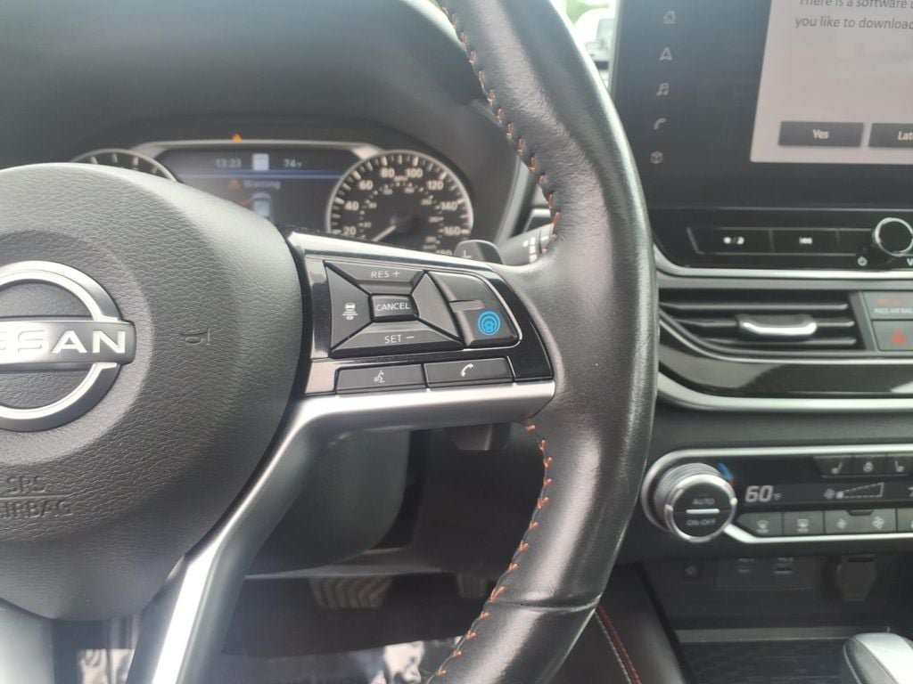 Used 2023 Nissan Altima 2.0 SR FWD image 29