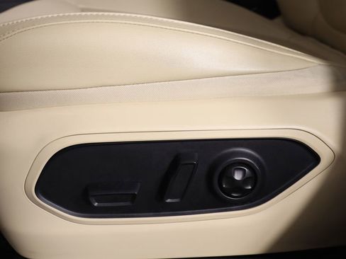 Used 2023 Jeep Grand Cherokee Limited w/ Trailer Tow Prep Group (B) image 24