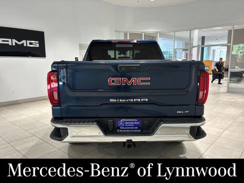 Used 2022 GMC Sierra 1500 SLT w/ SLT Premium Plus Package AWD/4WD image 5