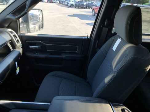 New 2025 RAM 2500 Big Horn image 31