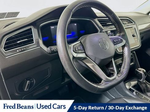 Used 2023 Volkswagen Tiguan SE w/ Panoramic Sunroof Package AWD/4WD image 10