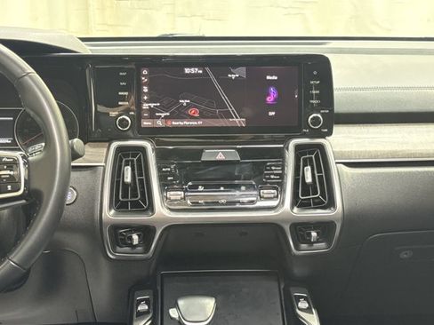 Certified 2023 Kia Sorento X-Line EX AWD/4WD image 4
