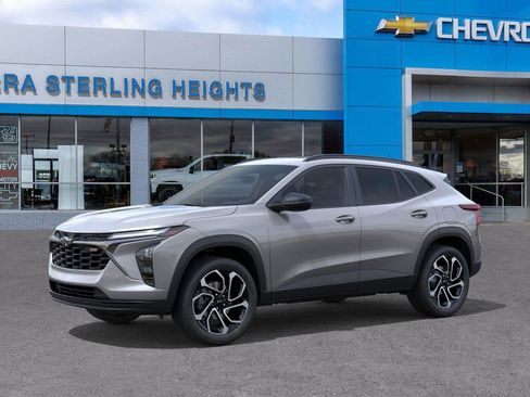 New 2026 Chevrolet Trax RS w/ Sunroof Package image 2