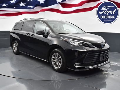 Used 2022 Toyota Sienna XLE