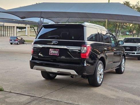 Used 2018 Ford Expedition Platinum RWD image 4