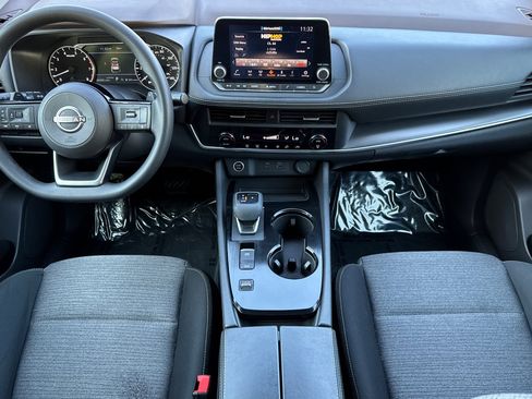 Certified 2023 Nissan Rogue SV image 15