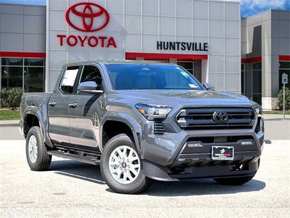 New 2025 Toyota Tacoma SR5