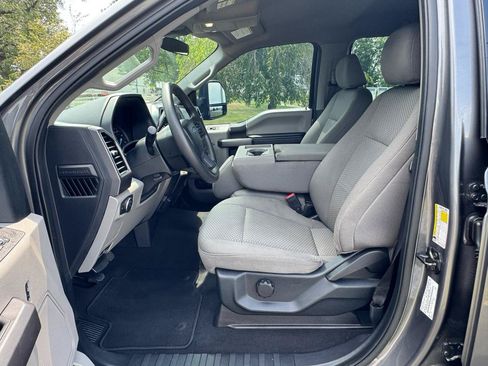 Used 2021 Ford F250 XLT AWD/4WD image 10