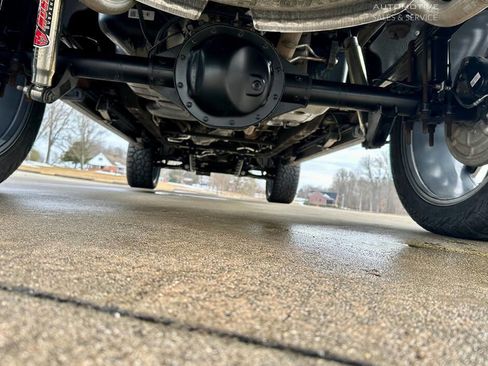 Used 2021 Chevrolet Silverado 1500 High Country w/ Technology Package image 29