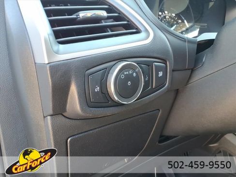 Used 2024 Ford Edge SE AWD/4WD image 20