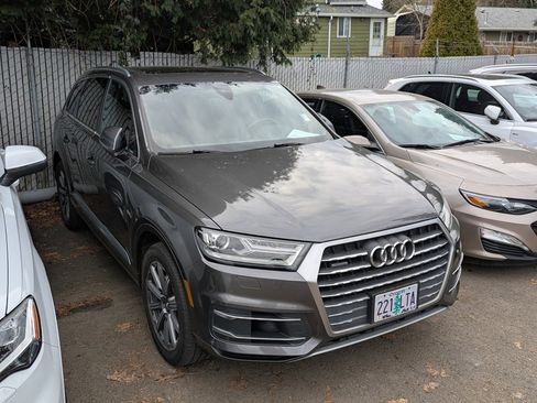 Used 2019 Audi Q7 3.0T Premium w/ Convenience Package image 3