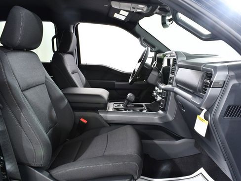New 2026 Ford F150 XLT image 10