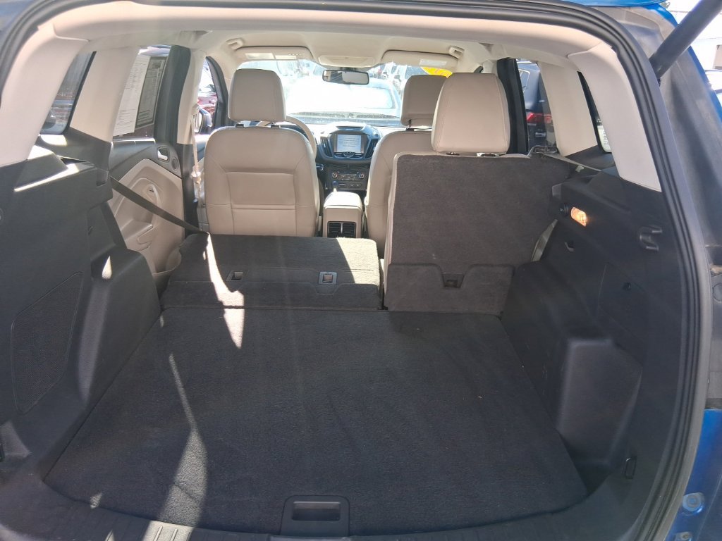 Used 2017 Ford Escape Titanium AWD/4WD image 19