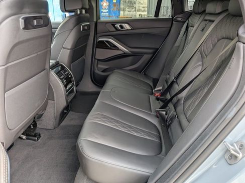 Certified 2025 BMW X6 xDrive40i w/ Climate Comfort Package image 21