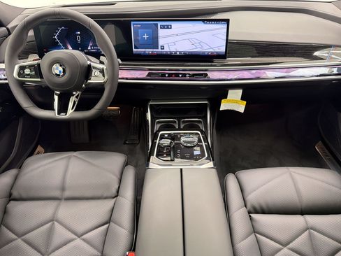 New 2026 BMW 740i w/ Premium Package RWD image 15