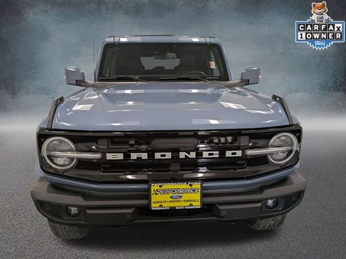 Used 2025 Ford Bronco Outer Banks AWD/4WD image 2