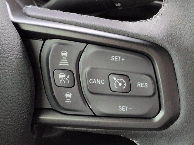 Used 2025 Jeep Gladiator Sport AWD/4WD image 25