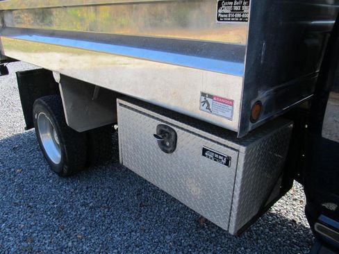 Used 2018 RAM 5500 SLT w/ Quick Order Package 29G SLT image 31