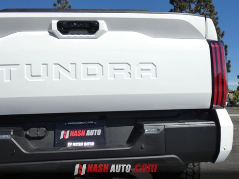 Used 2024 Toyota Tundra Limited AWD/4WD image 10