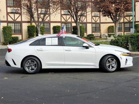 Used 2021 Kia K5 LXS image 4