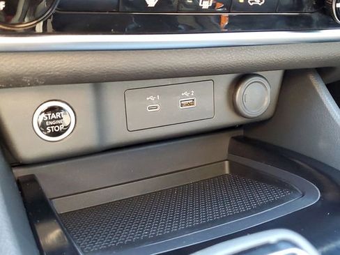 Used 2023 Nissan Rogue S image 26