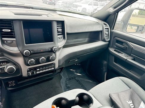 New 2024 RAM 2500 Tradesman w/ Chrome Appearance Group image 15