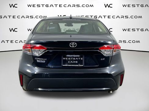 Used 2021 Toyota Corolla LE image 4