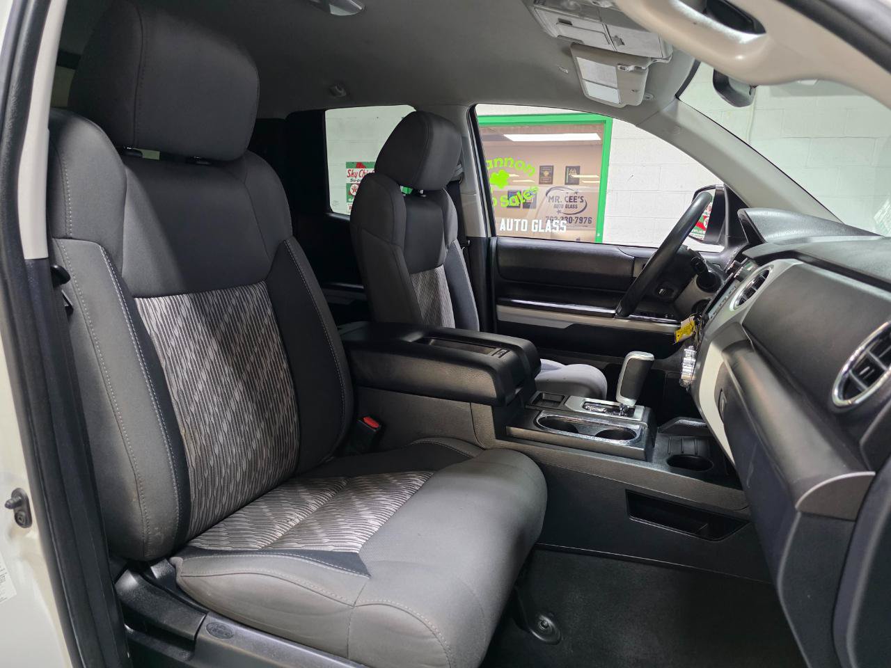 Used 2019 Toyota Tundra SR5 w/ TRD Off Road Package AWD/4WD image 24
