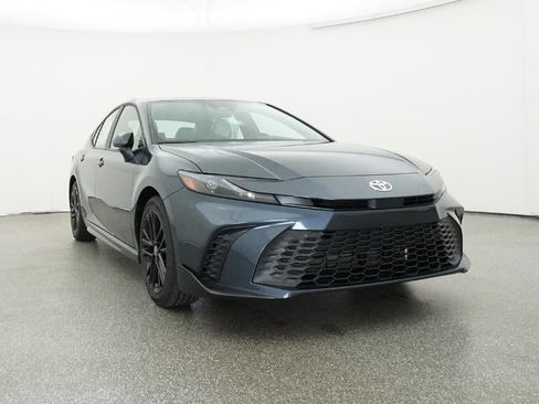 New 2026 Toyota Camry SE image 30