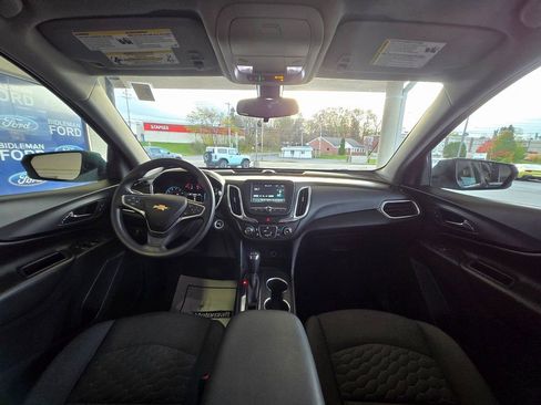 Used 2018 Chevrolet Equinox LT image 25