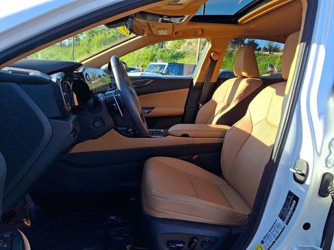 Used 2024 Lexus NX 350 AWD image 13