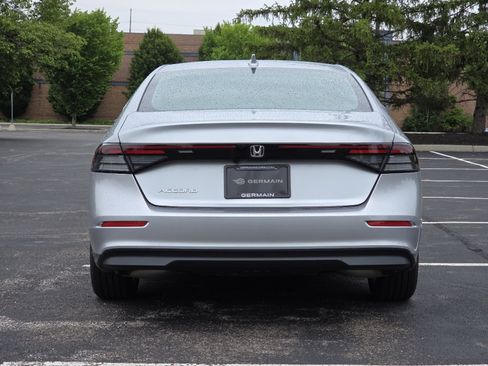 Certified 2025 Honda Accord LX image 17