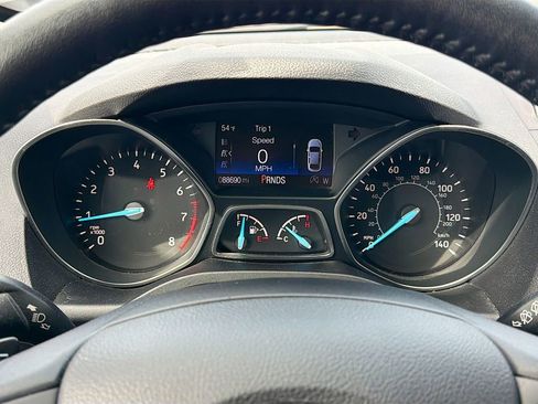 Used 2017 Ford Escape Titanium AWD/4WD image 14