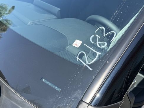 Certified 2026 Toyota Highlander Limited AWD/4WD image 34