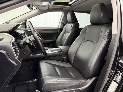 Used 2022 Lexus RX 350L Premium image 9