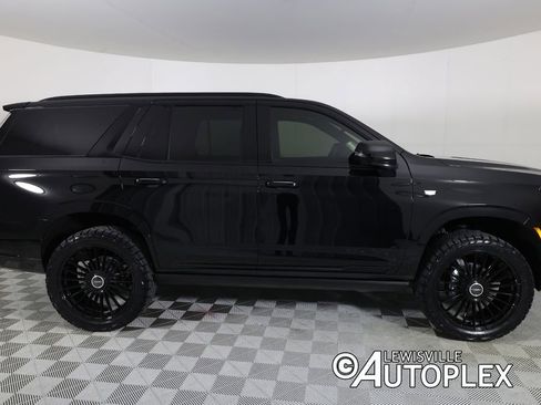 Used 2026 Cadillac Escalade Platinum Sport w/ LPO, ONYX Package AWD/4WD image 4