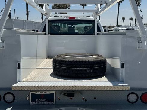 New 2025 Ford F350 XL w/ XL Chrome Package RWD image 27