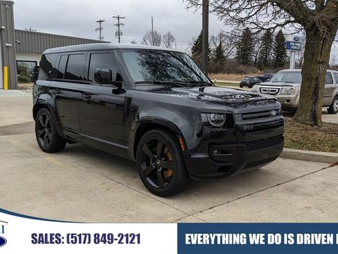 Used 2023 Land Rover Defender 110 V8 image 1