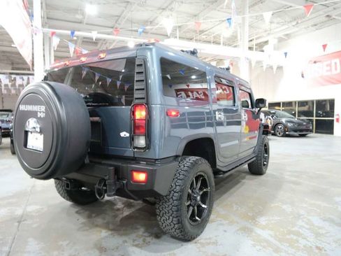 Used 2005 HUMMER H2 w/ Preferred Equipment Group image 10