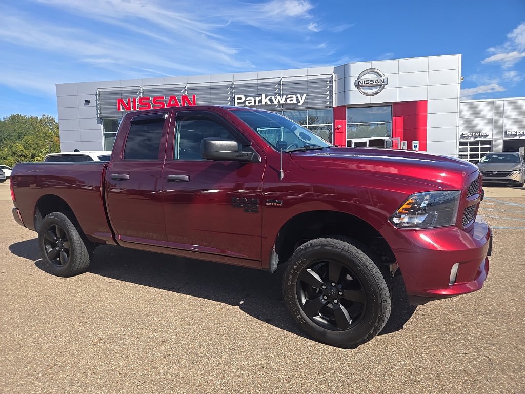 Used 2019 RAM 1500 Express w/ Express Value Package AWD/4WD image 1