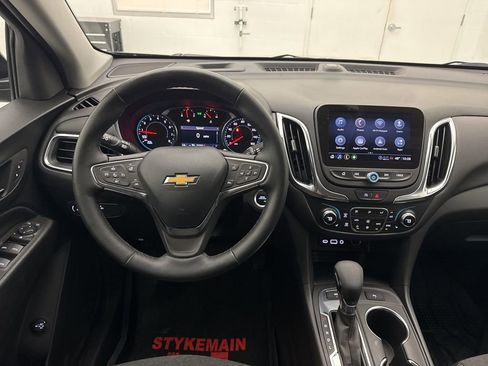 Used 2024 Chevrolet Equinox LT image 22